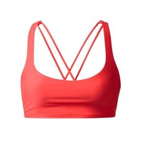 Lululemon cape red free to be bra